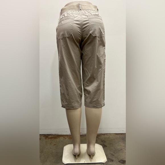 Dash Capri - Picture 3 of 3